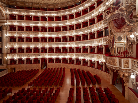 Teatro de São Carlos, Nápoles, Itália